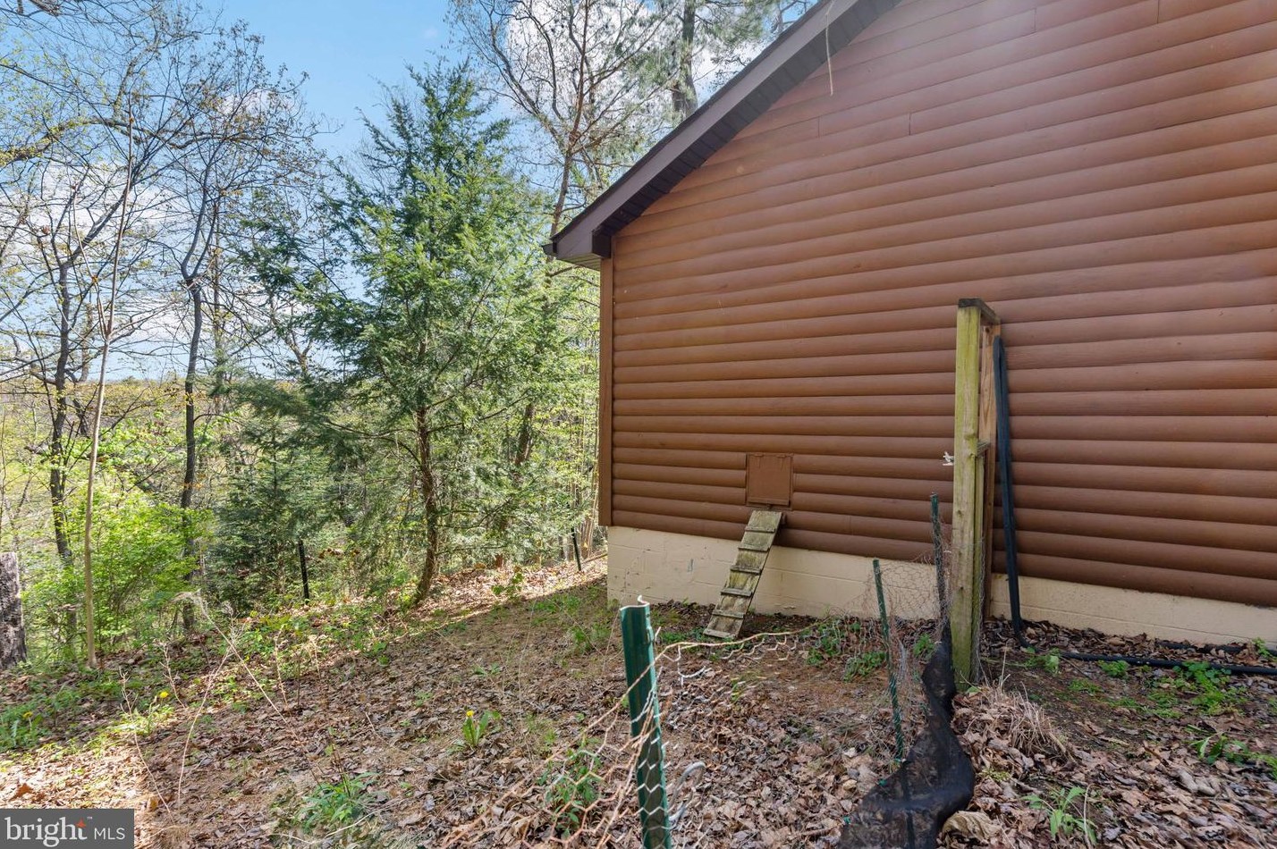 2798 Crossroad School Rd, Hedgesville WV  25427-5198 exterior