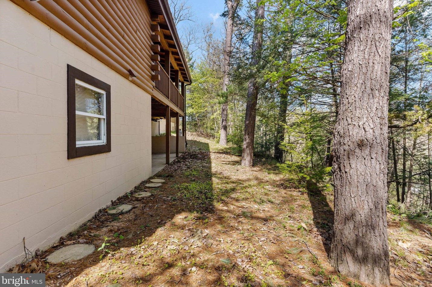 2798 Crossroad School Rd, Hedgesville WV  25427-5198 exterior