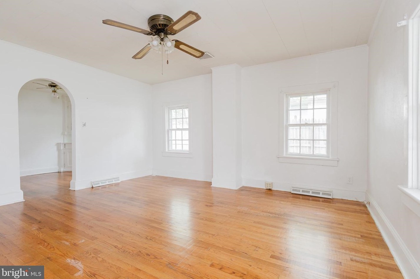 643 Race St, Martinsburg WV 25401-2761 exterior