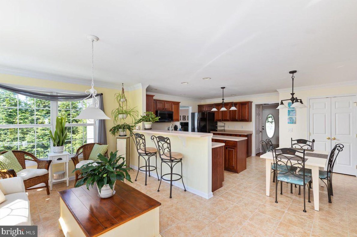 260 Shannon Ct, Inwood WV 25428-3876 exterior