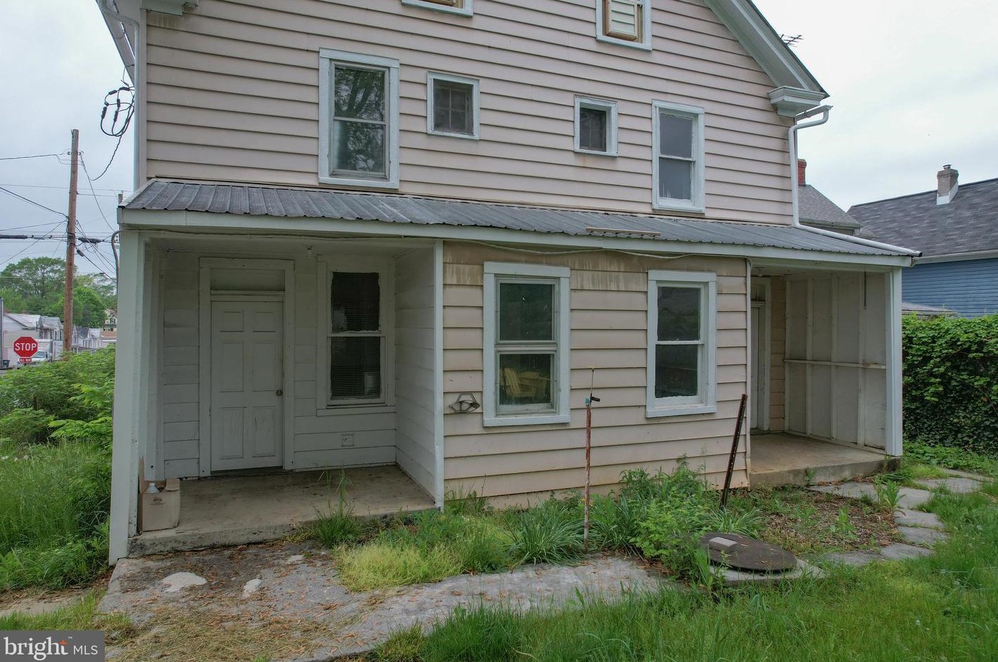 736 Virginia Ave, Martinsburg WV 25405-1644 exterior