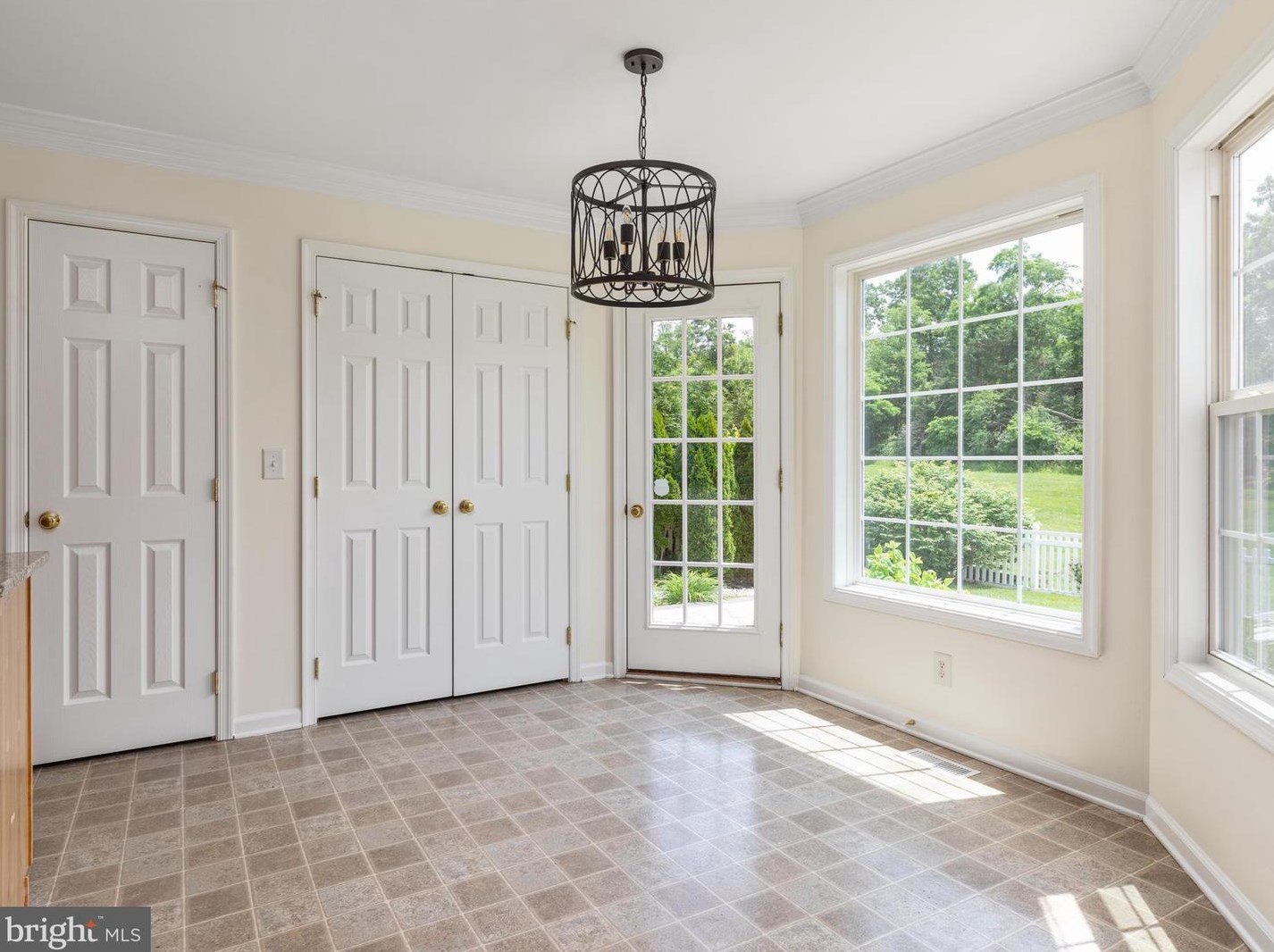 246 Shannon Ct, Inwood WV 25428-3876 exterior