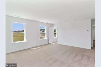 23 Sussex Drive, Falling Waters, WV 25419 - Photo 25