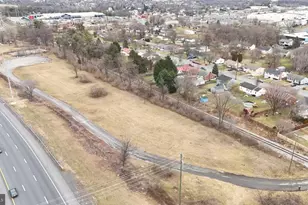 229 Wheatland St, Martinsburg, WV 25405 - Photo 1