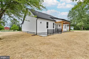 4054 Apple Harvest Dr, Hedgesville, WV 25427 - Photo 3