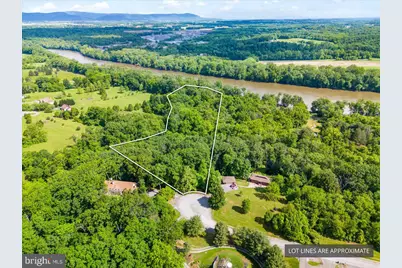 Gideon Lane, Falling Waters, WV 25419 - Photo 1