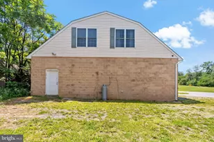 352 Stribling Rd, Martinsburg, WV 25403 - Photo 7