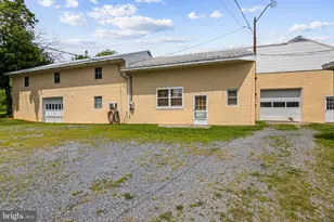 8091 Apple Harvest Dr, Gerrardstown, WV 25420 - Photo 9