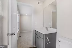 105 Milburn Dr, Martinsburg, WV 25401 - Photo 29