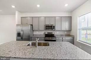 105 Milburn Dr, Martinsburg, WV 25401 - Photo 13