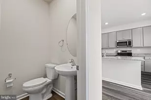 105 Milburn Dr, Martinsburg, WV 25401 - Photo 17