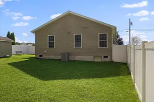 590 Wendover, Bunker Hill, WV 25413 - Photo 27