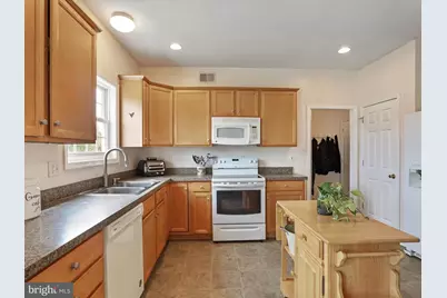 50 Berkshire Drive, Falling Waters, WV 25419 - Photo 3