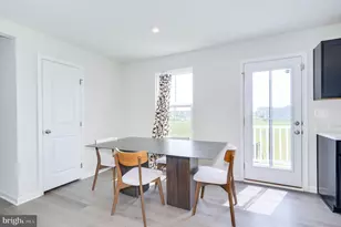 285 Sanctuary Dr, Hedgesville, WV 25427 - Photo 19