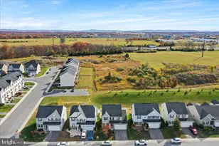 35 Sirocco Ct, Falling Waters, WV 25419 - Photo 43