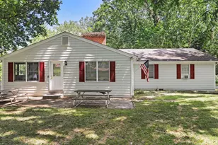 999 Aspero Ln, Falling Waters, WV 25419 - Photo 7