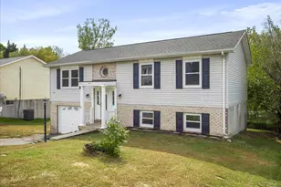 84 Bane Berry Ln, Martinsburg, WV 25404 - Photo 3