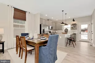 333 Valor Ln, Martinsburg, WV 25405 - Photo 7