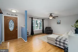 472 Upshur Dr, Inwood, WV 25428 - Photo 3