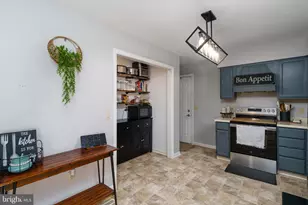 472 Upshur Dr, Inwood, WV 25428 - Photo 7