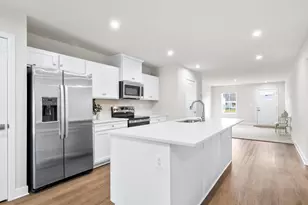 85 Bibury St, Martinsburg, WV 25405 - Photo 15