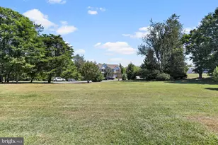 197 Triumphant Way, Falling Waters, WV 25419 - Photo 5