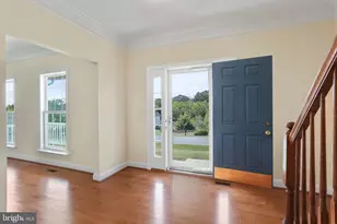 197 Triumphant Way, Falling Waters, WV 25419 - Photo 9