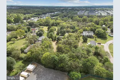 100 Sir Washington Street, Inwood, WV 25428 - Photo 13