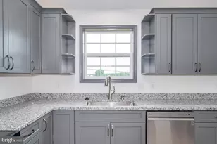 327 Audrey Ln, Inwood, WV 25428 - Photo 37