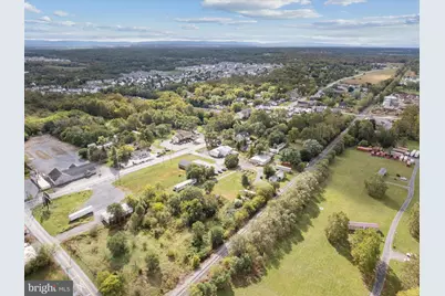 9638 Winchester Avenue, Bunker Hill, WV 25413 - Photo 13