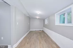 211 E Liberty St, Martinsburg, WV 25404 - Photo 25