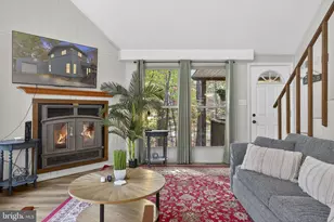 278 Black Hawk Ln, Hedgesville, WV 25427 - Photo 11