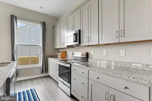 32 Bonita Pine Trl, Martinsburg, WV 25405 - Photo 9