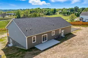 607 Slonaker Ln, Martinsburg, WV 25405 - Photo 53