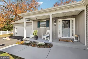 268 Shannon Ct, Inwood, WV 25428 - Photo 3