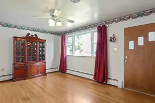 60 Grey Spring Ave, Bunker Hill, WV 25413 - Photo 5