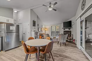 68 Bob White Ln, Hedgesville, WV 25427 - Photo 3