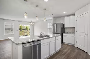 387 Aylesbury Ln, Martinsburg, WV 25403 - Photo 5