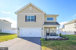 43 Sargent Ln, Martinsburg, WV 25401 - Photo 1