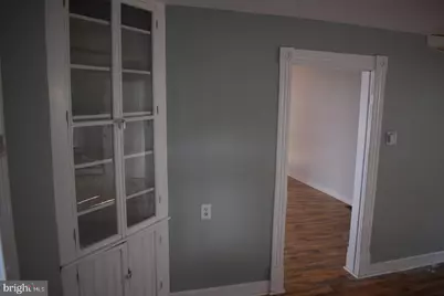 319 S Kentucky Avenue, Martinsburg, WV 25401 - Photo 11