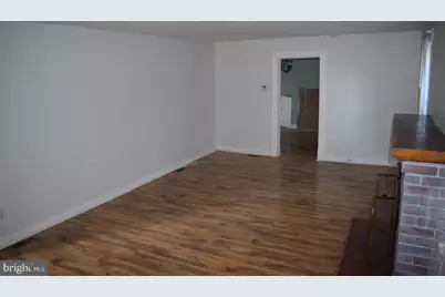 319 S Kentucky Avenue, Martinsburg, WV 25401 - Photo 9