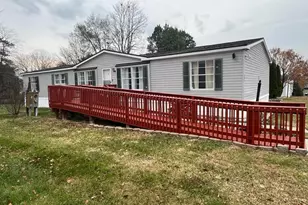 880 Royal Crest Dr, Martinsburg, WV 25401 - Photo 1