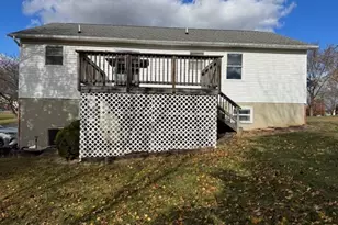 36 Arbutus Ln, Martinsburg, WV 25405 - Photo 11