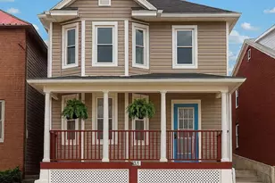 633 N Queen St, Martinsburg, WV 25404 - Photo 1