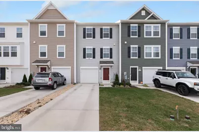 74 Colchester Court, Bunker Hill, WV 25413 - Photo 1