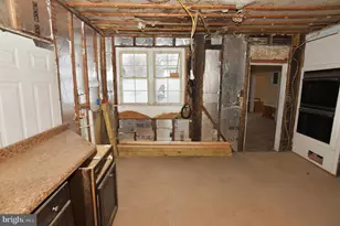 601 2nd St, Martinsburg, WV 25404 - Photo 7