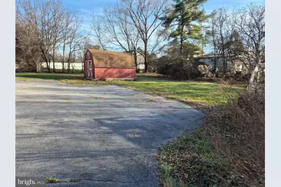 10167 Winchester Avenue, Bunker Hill, WV 25413 - Photo 5