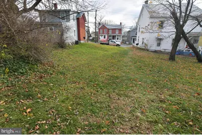 323 E Burke Street, Martinsburg, WV 25404 - Photo 3
