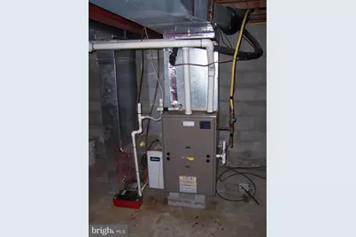 630 W Race Street, Martinsburg, WV 25401 - Photo 41