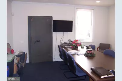 630 W Race Street, Martinsburg, WV 25401 - Photo 25